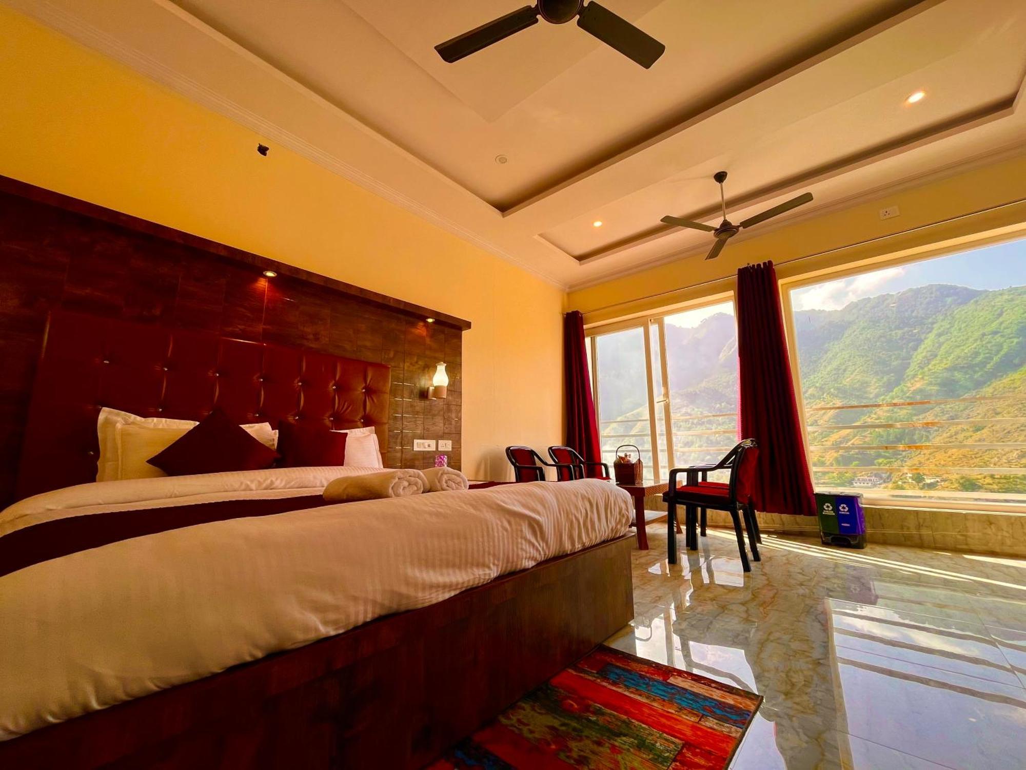 Sitara Hotel & Resort In The Lap Of Nature, มัสซูรี ภายนอก รูปภาพ