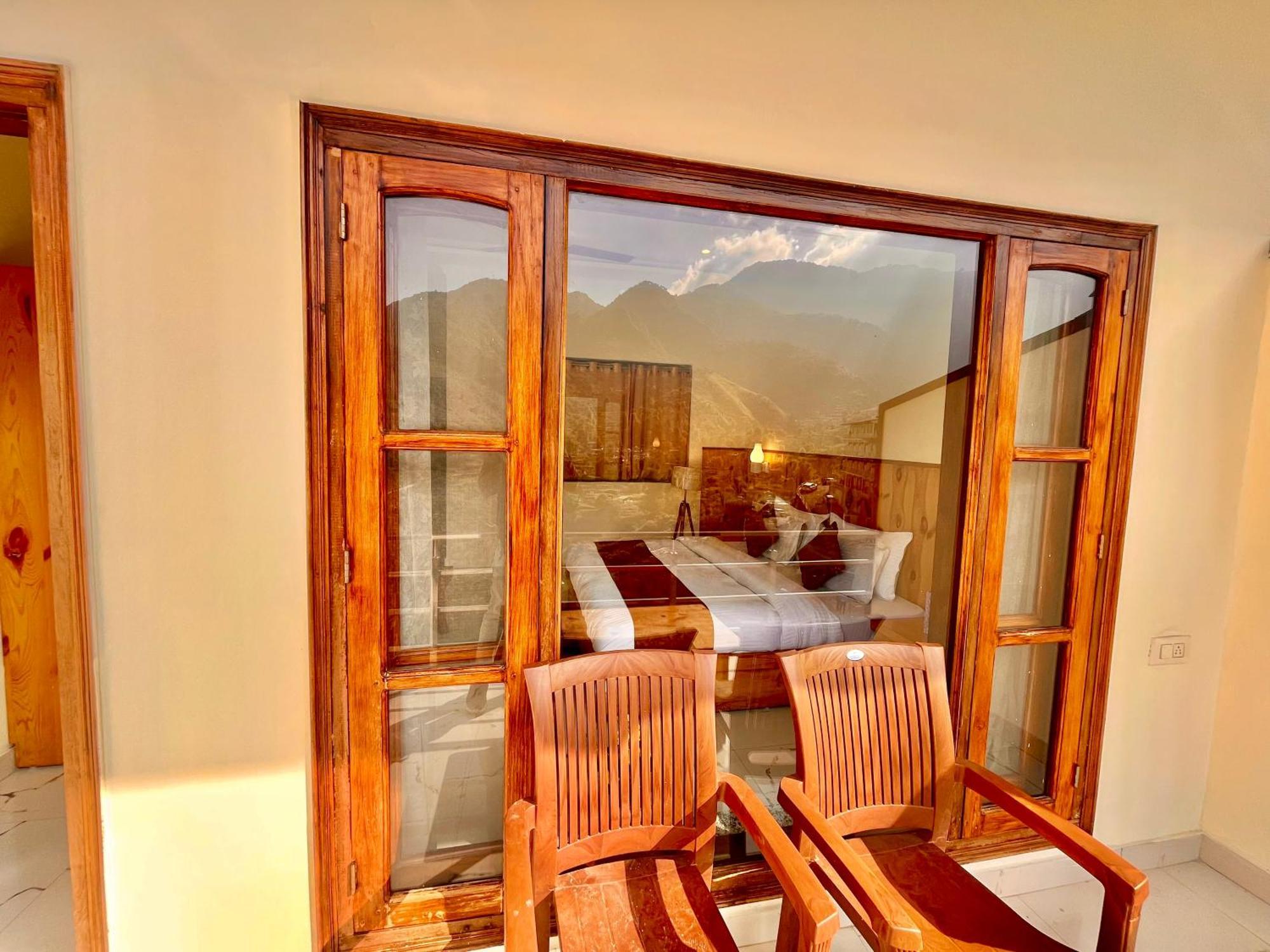 Sitara Hotel & Resort In The Lap Of Nature, มัสซูรี ภายนอก รูปภาพ