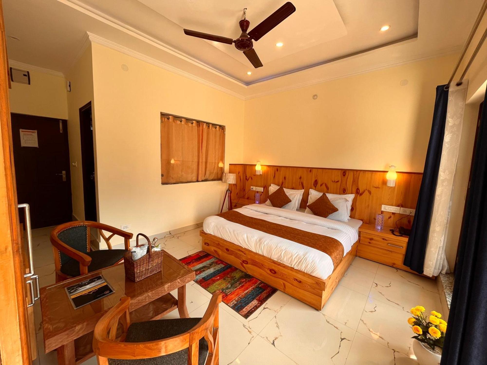 Sitara Hotel & Resort In The Lap Of Nature, มัสซูรี ภายนอก รูปภาพ