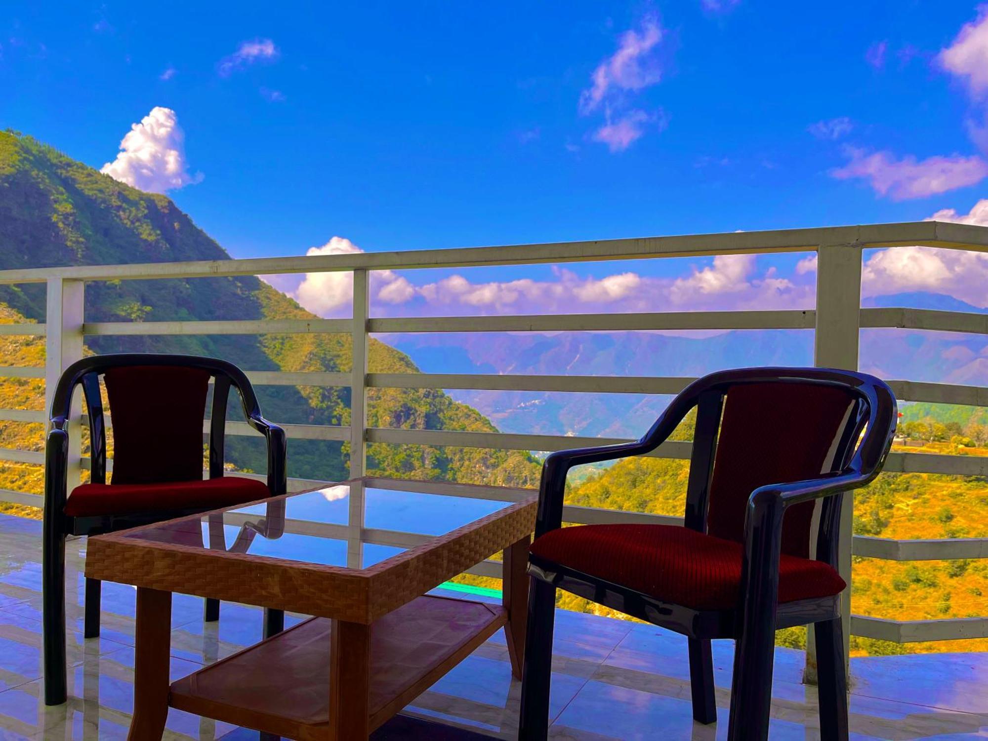 Sitara Hotel & Resort In The Lap Of Nature, มัสซูรี ภายนอก รูปภาพ